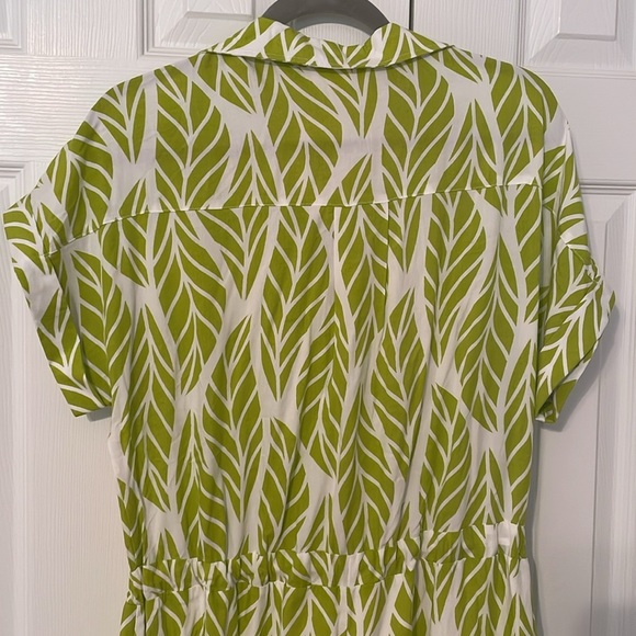 Entro Destination Jumpsuit Green Leaf Print Tropical Vacation Resort NWT Large - Picture 7 of 10
